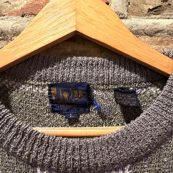 Men's Gray and Lilac Checkered Sweater - Picture 3 of 5